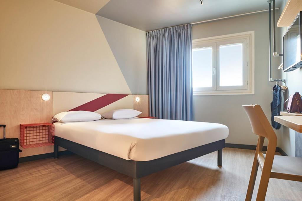 ไอบิส บัดเจ็ต ปอร์ต โดแบร์วีลิเยร์ Hotel โอแบวีลีเย ภายนอก รูปภาพ