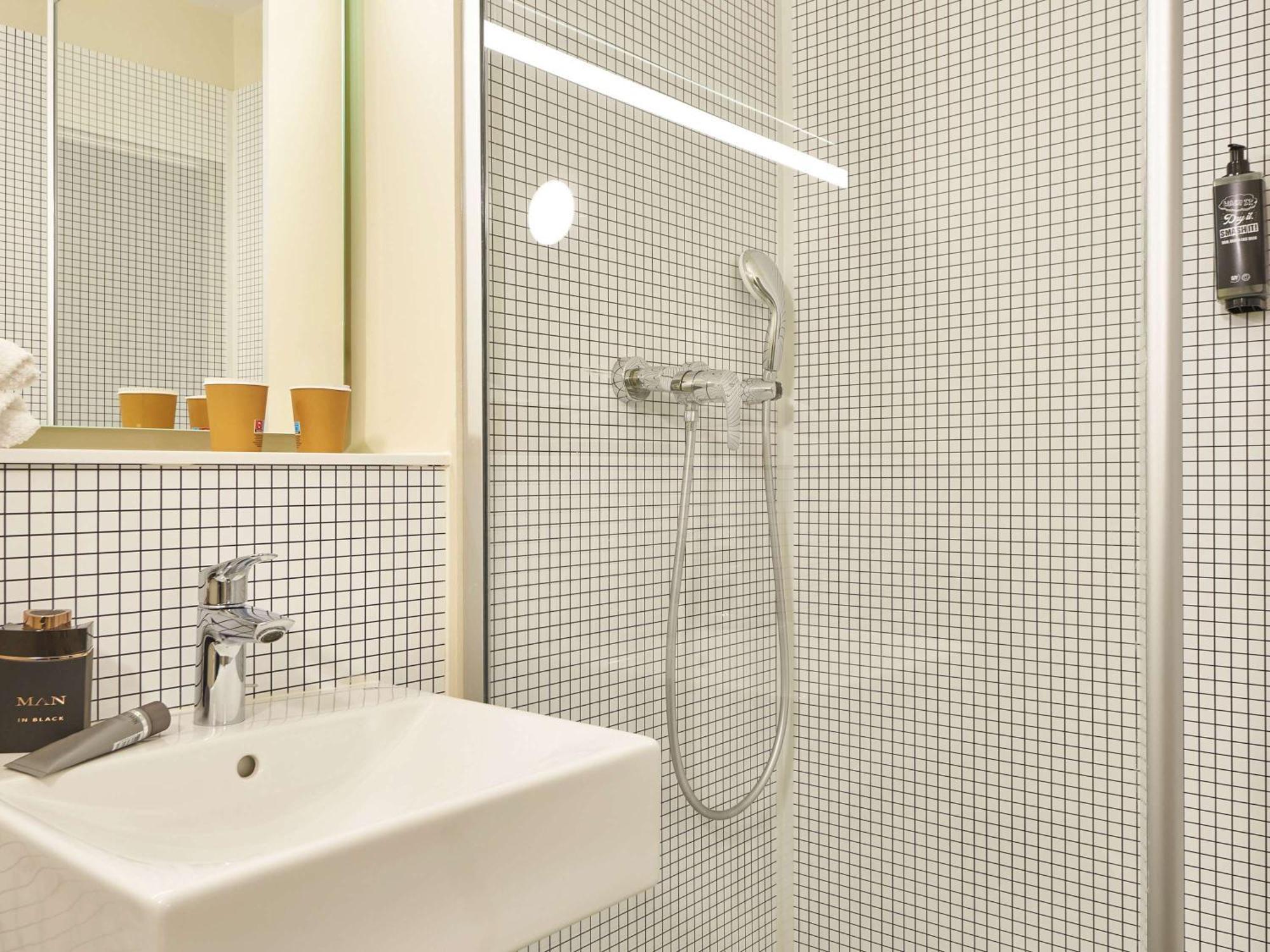 ไอบิส บัดเจ็ต ปอร์ต โดแบร์วีลิเยร์ Hotel โอแบวีลีเย ภายนอก รูปภาพ